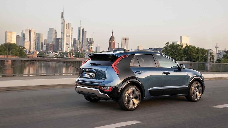 Tři verze nového SUV Kia Niro jsme zkoušeli ve Frankfurtu a okolí