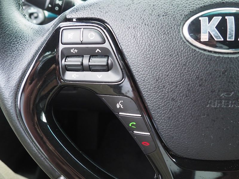 Kia Ceed (2018) 1.6 CRDi, 100 kW, 1. Maj ČR - fotka 24 z 43