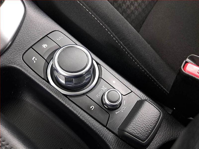 Mazda 2 (2019) 1.5 16V, ČR,1.maj, Tempomat - fotka 16 z 19