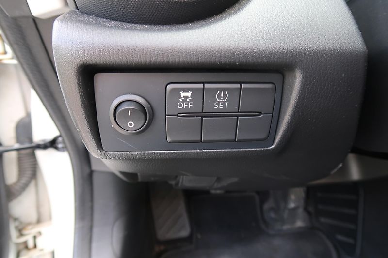 Mazda MX-5 1,5 G130 Centr-Line, kam.,NAVI - fotka 15 z 30
