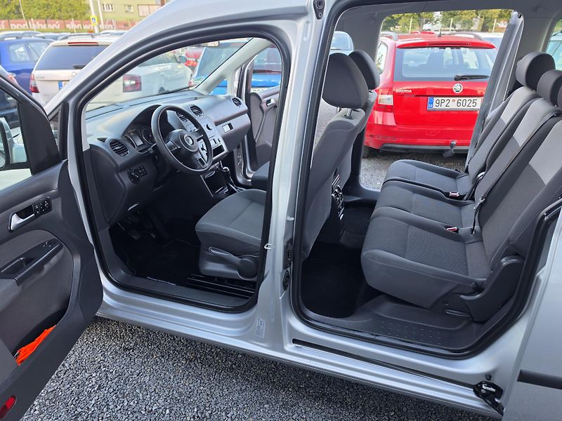 Volkswagen Caddy 1.6 TDI  - fotka 12 z 40