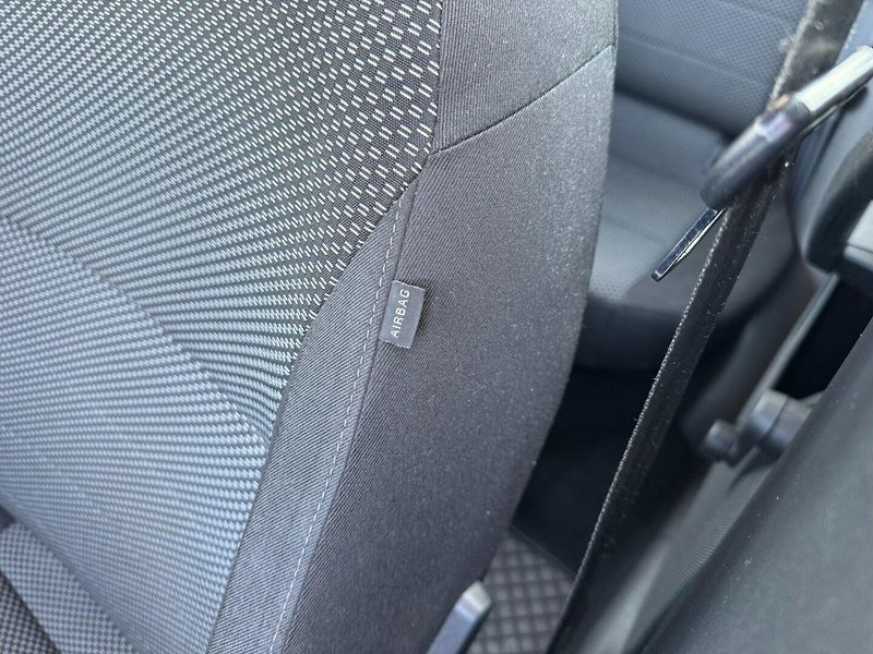 Škoda Octavia (2014) 1,6 TDI 77 KW TAŽNÉ KOLA - fotka 26 z 41