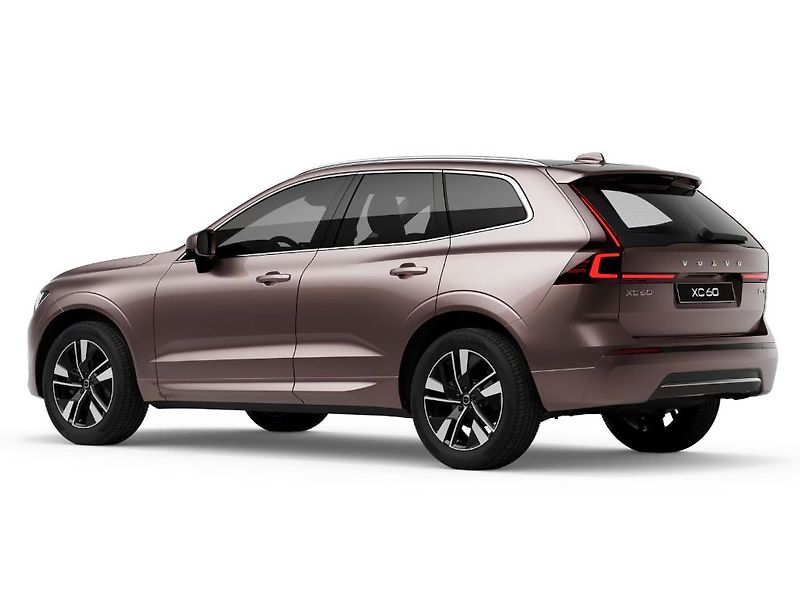 Volvo XC60 PLUS BRIGHT B5 AWD 184kW - fotka 3 z 11