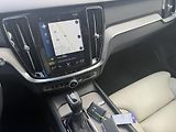 Volvo V60 2,0 140kW INSCRIPTION závěs  - náhled 16