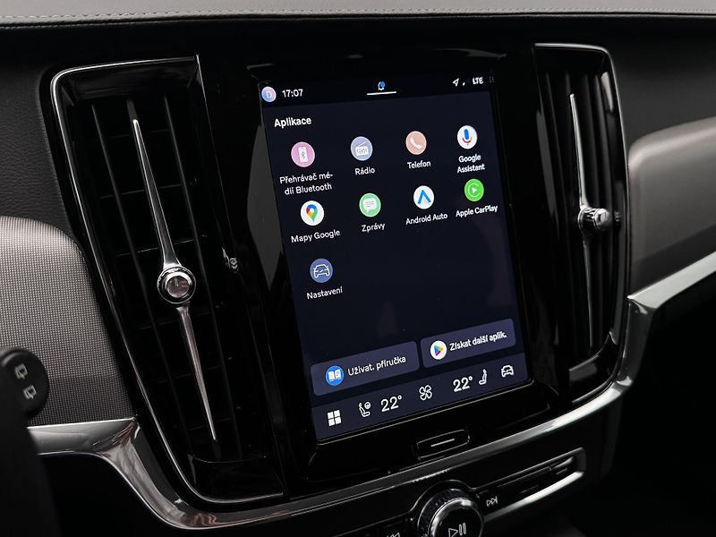 Volvo V90 CC B4 AWD PLUS CZ REZERVACE - fotka 32 z 51