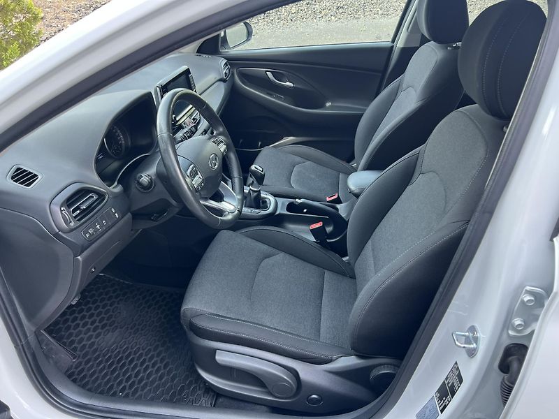Hyundai i30 (2022) 1.6CRDi 85kW SMART 1.MAJITEL  - fotka 7 z 21