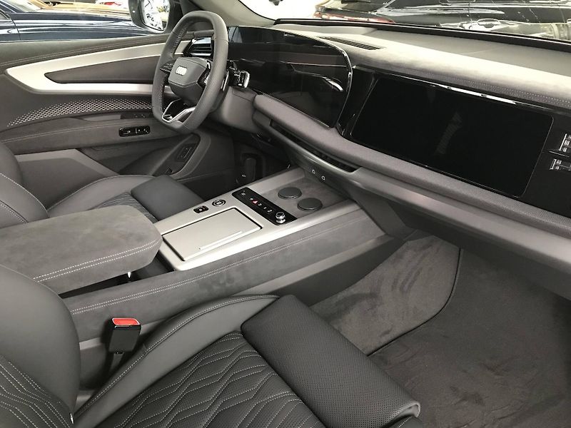 Audi Q7 Quattro 8TT 3,0TDI - fotka 12 z 26