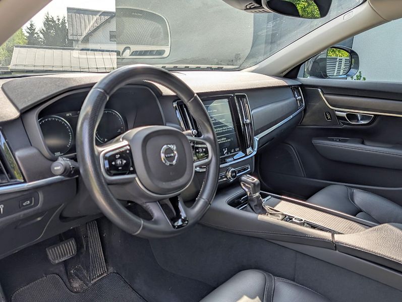 Volvo V90 (2018) Velmi zachovale  - fotka 3 z 7