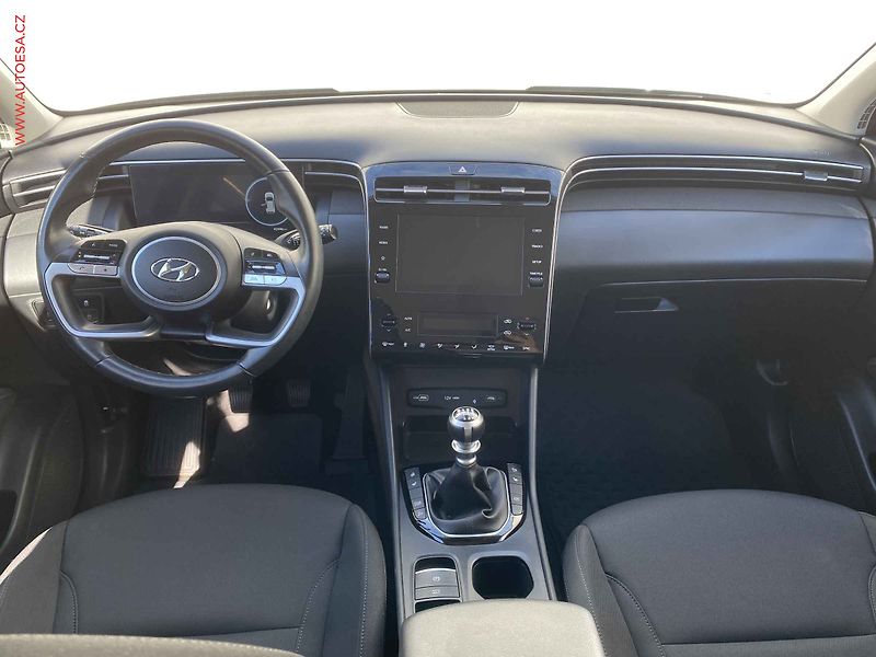 Hyundai Tucson (2023) 1.6 T-GDi, 1.maj,ČR, Smart - fotka 8 z 18