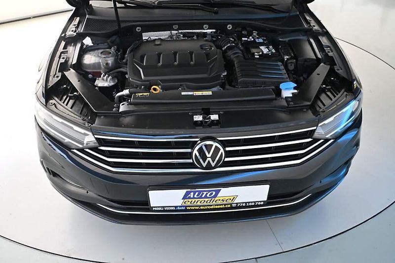 Volkswagen Passat (2023) 2.0 LED ACC Tažné Masáž SCR Bu - fotka 31 z 34