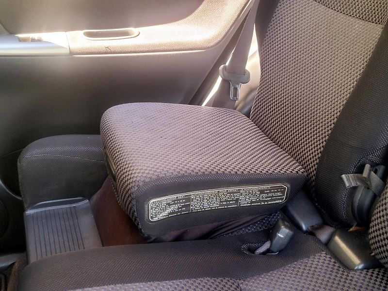 Toyota Corolla Verso 2,0 D-4d AUT.KLIMATIZACE - fotka 22 z 43