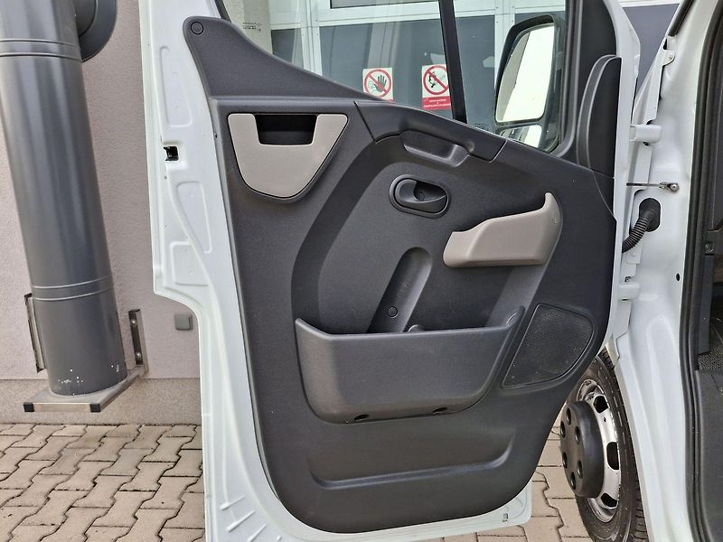 Renault Master (2018) 2.3 DCI Sklápěč, 6míst, ZÁRUKA - fotka 16 z 30