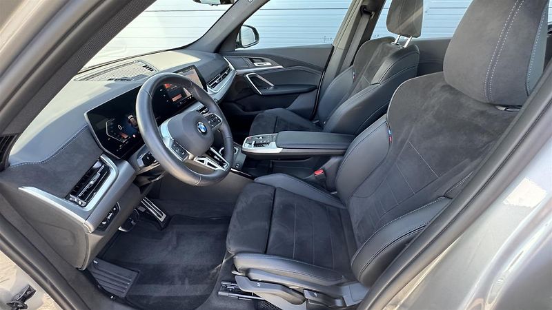 BMW X1 xDrive20d Mpaket ČR dph - fotka 5 z 11