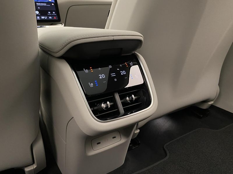 Volvo ES90 (2026) PURE ELECTRIC EXT.SINGLE ULTRA - fotka 68 z 69