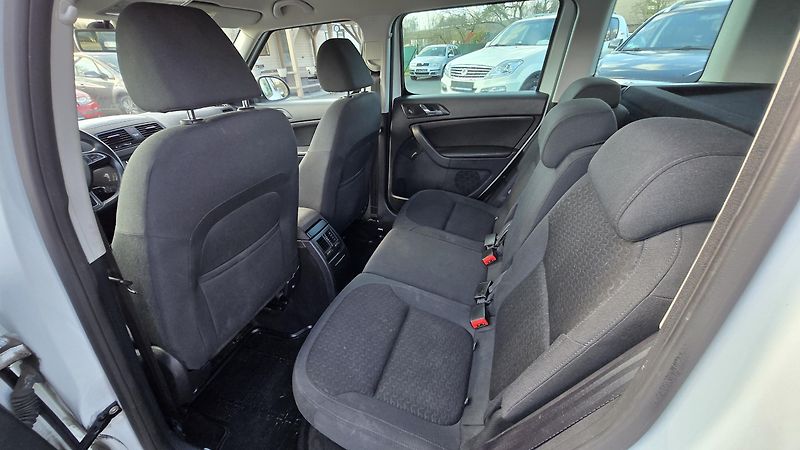 Škoda Yeti 2.0TDI ELEGANCE 4x4*ZADÁNO* - fotka 15 z 41