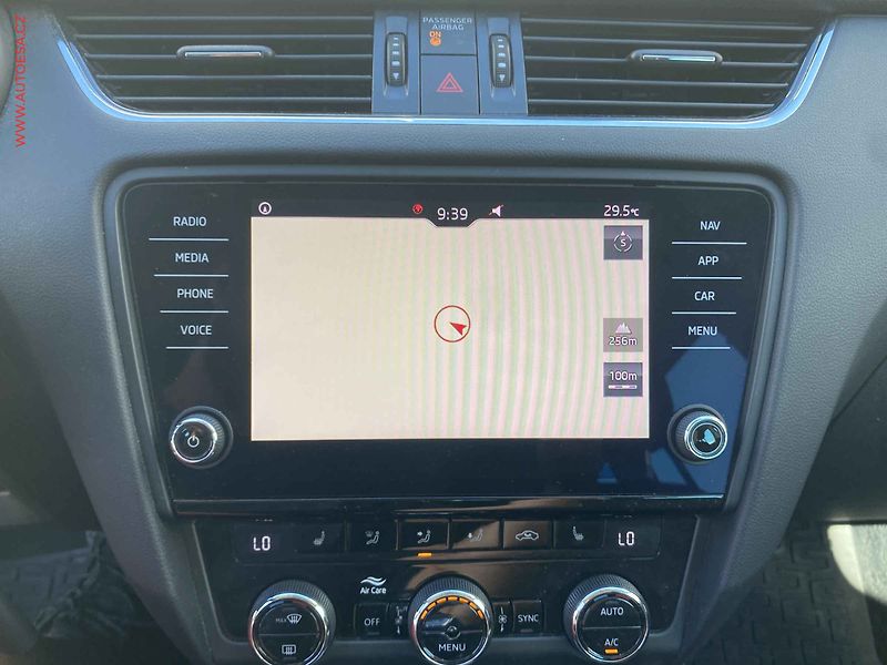 Škoda Octavia (2018) 1.5 TSi, Clever, DSG, LED, TZ - fotka 17 z 18