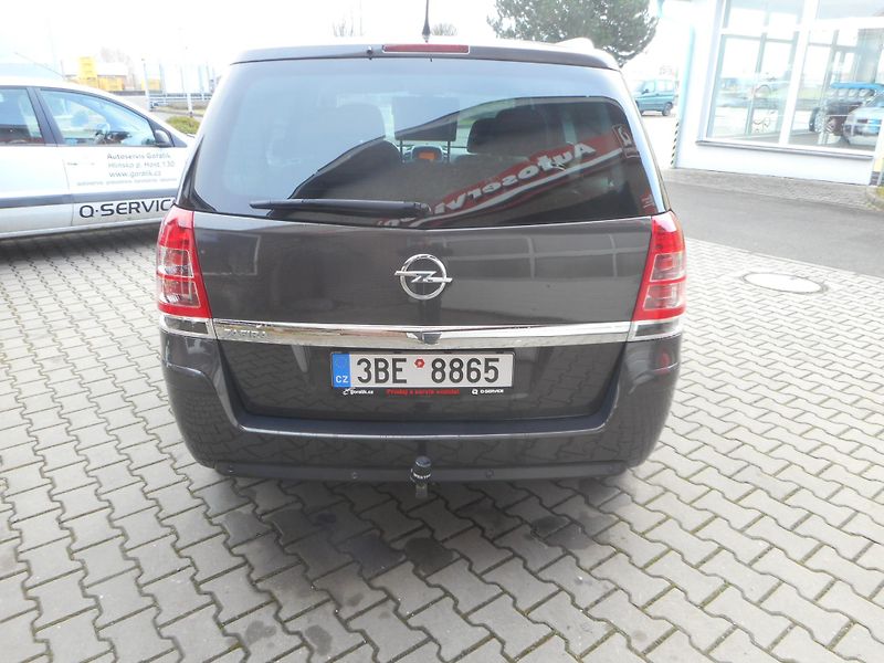 Opel Zafira (2012) 1,8-VYHŘ.SED.-TAŽNÉ-TEMPOMAT - fotka 3 z 20