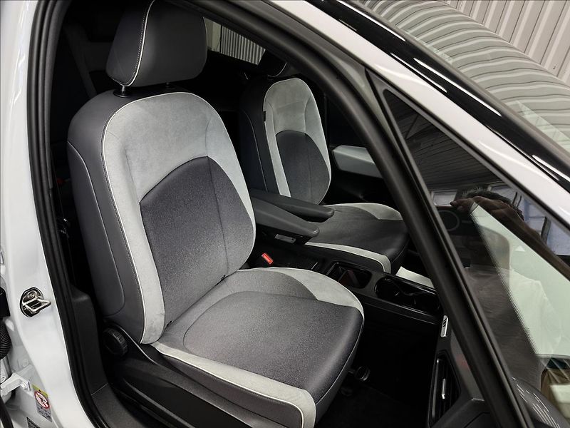 Volkswagen ID.3 150kW 1ST PLUS PRO PERF. - fotka 38 z 41