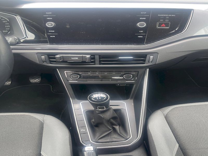 Volkswagen Polo (2019) Highline 1,0 TSI 70kW - fotka 10 z 20