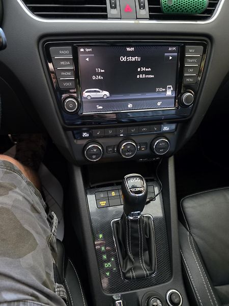 Škoda Octavia (2014) ŠKODA OCTAVIA VRS - fotka 39 z 42