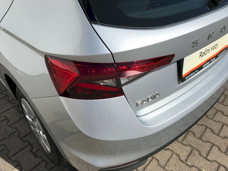 Škoda Fabia (2025) SELECTION  1,0 MPI - fotka 22 z 25