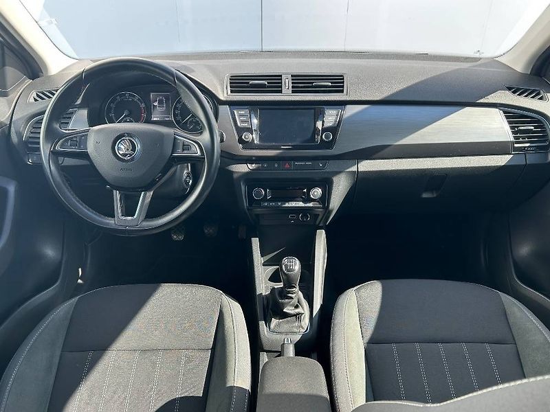 Škoda Fabia Style 6MP 1,0TSI - fotka 9 z 22