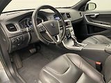 Volvo V60 CC D4 AWD SUMMUM AUT  - náhled 3