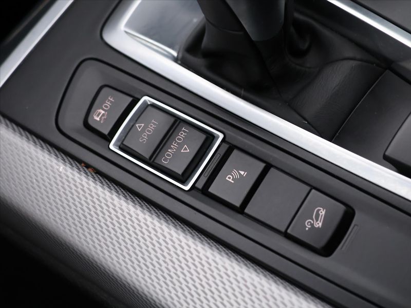 BMW X5 3,0 M50d 280kW xDrive Aut. CZ - fotka 28 z 39