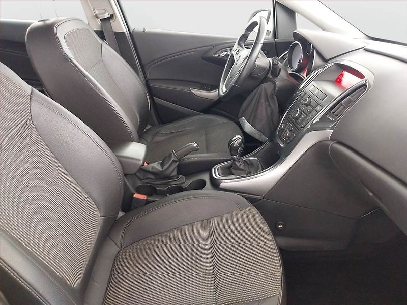 Opel Astra (2013) 1.4 T, ČR,1.maj, Tempomat - fotka 9 z 18