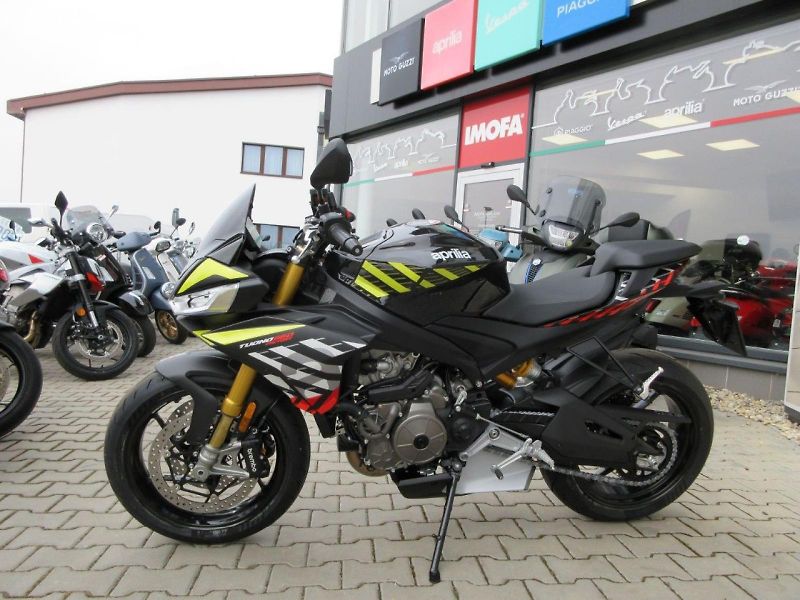 Aprilia (2026) Tuono 660 Factory e5+ - fotka 2 z 13