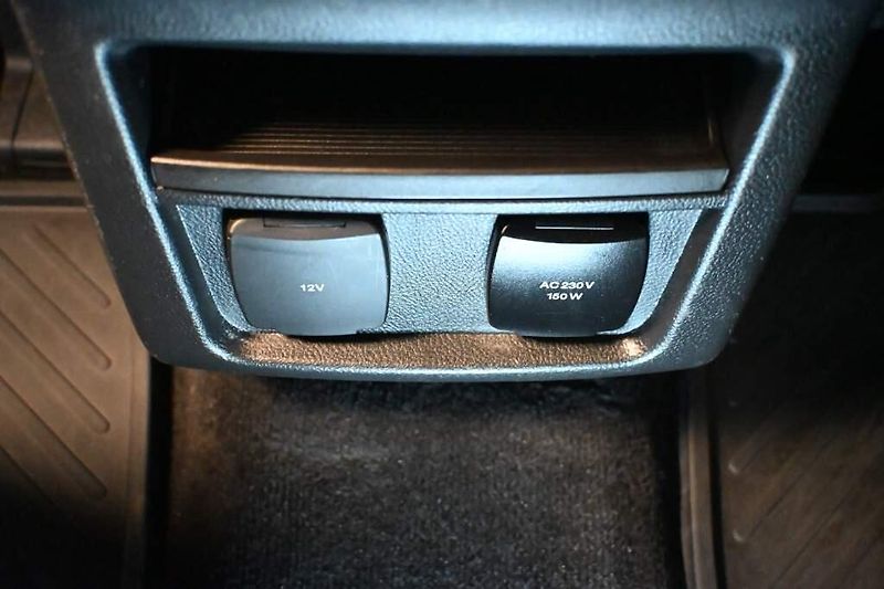 Ford S-MAX (2021) 2.0 LED Kamera Tažné 8Kol 8AT - fotka 26 z 33