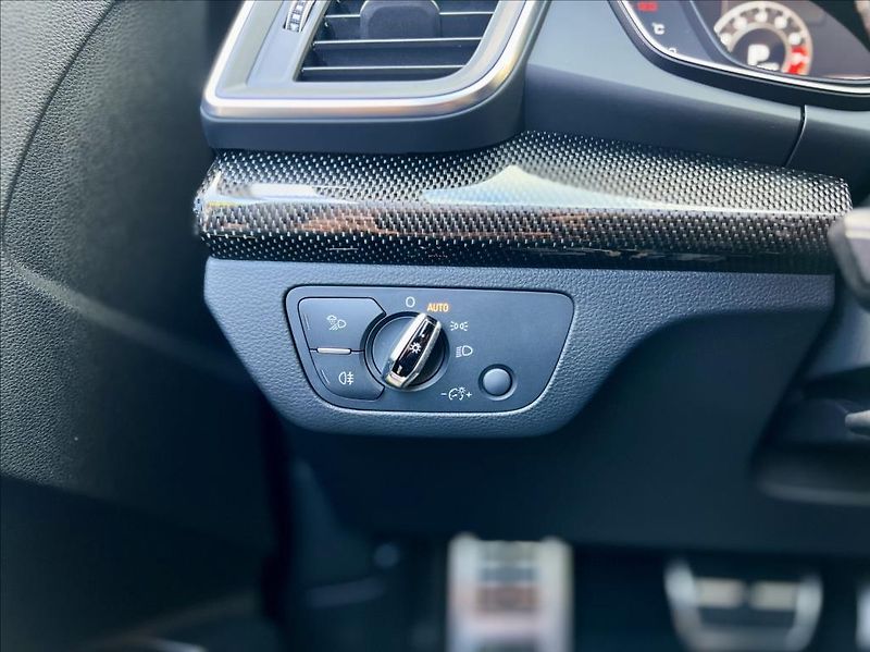 Audi SQ5 3,0 TFSI QUATTRO PANORAMA - fotka 48 z 59
