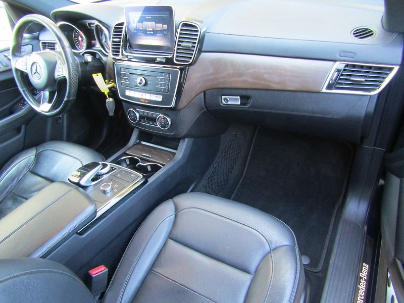 Mercedes-Benz GLE (2018) 350 d 4MATIC  TOP QUALITY - fotka 13 z 45