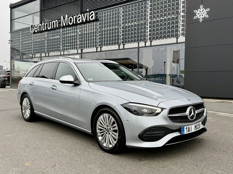 Mercedes-Benz Třídy C (2025) 220 d 4MATIC kombi - fotka 1 z 41