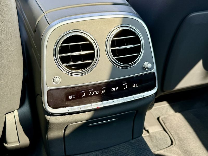 Mercedes-Benz Třídy S (2018) 400 d 4MATIC Long - fotka 22 z 54