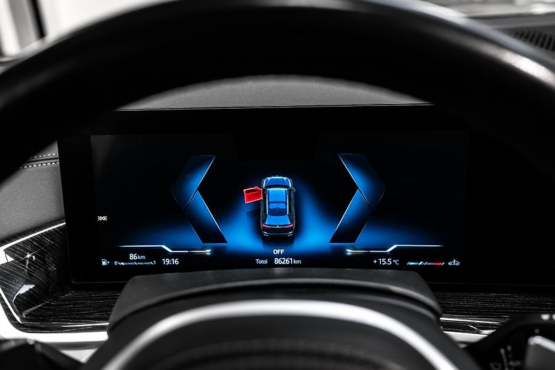 BMW X7 40D PANORAMA/M PAKET/HUD - fotka 23 z 23