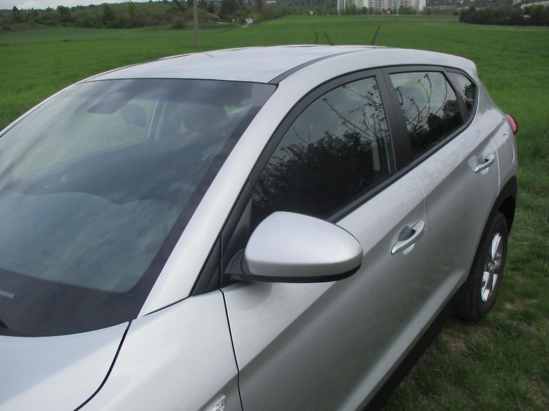 Hyundai Tucson 1.6 GDi 99kW*70tkm*KRÁSNÝ STAV - fotka 11 z 41