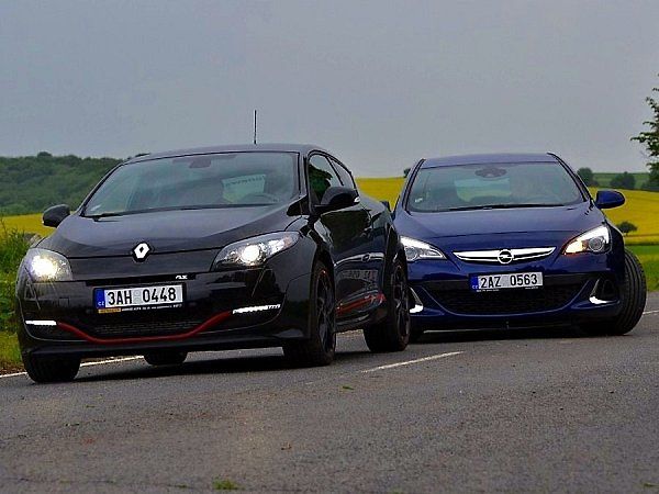 Srovnání Opelu Astra OPC a Renaultu Mégane R.S.