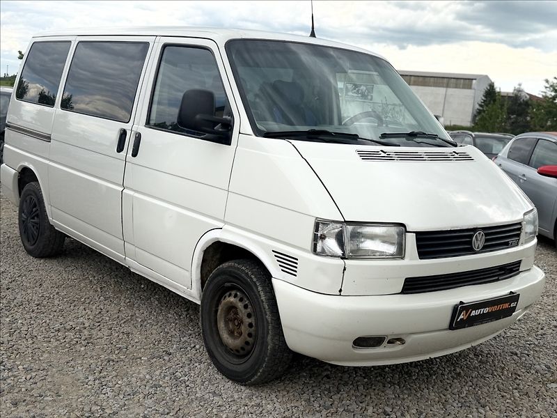 Volkswagen Transporter 2,5 TDI 9MÍST - fotka 3 z 12