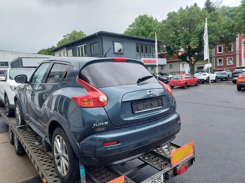 Nissan Juke (2012) TEKNA 1.6 - fotka 36 z 41