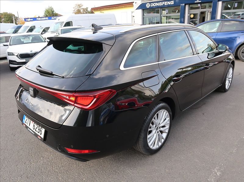 Seat Leon 1,5 TSi,110kW,Xcellence,Serv.k - fotka 3 z 26