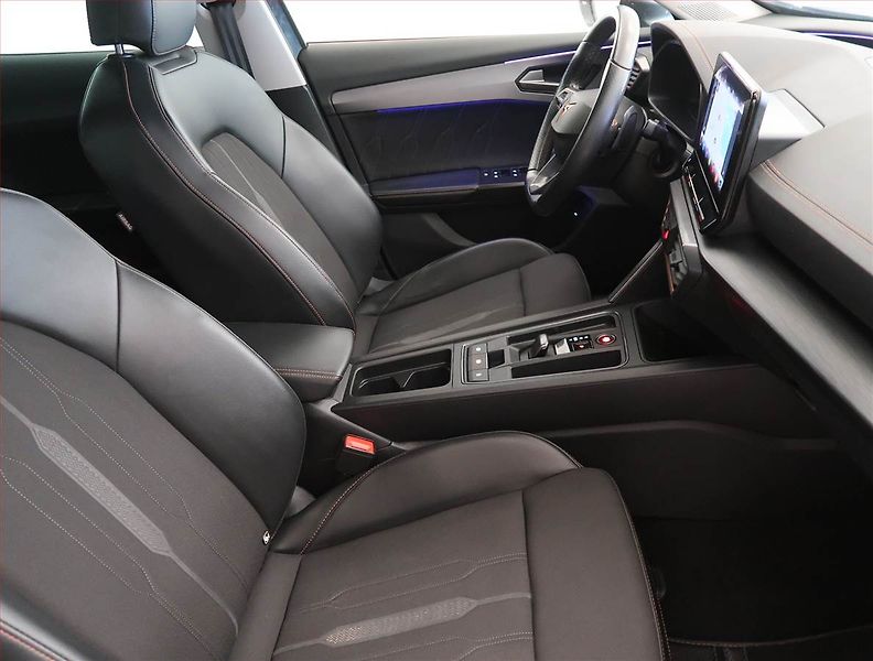 Cupra Formentor (2022) 2.0 TSI 4Drive - fotka 9 z 17