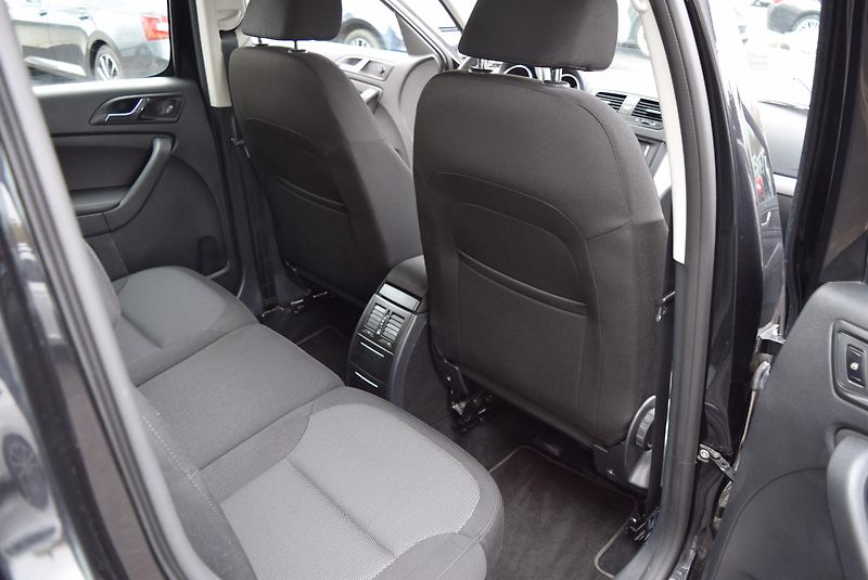 Škoda Yeti (2016) 1.4TSI 92kw AMBI ALU TEMPOMAT - fotka 39 z 44