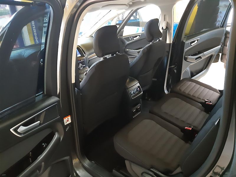 Ford Galaxy 2.0 TDCI 4X4 NAVI 7 míst       - fotka 26 z 36