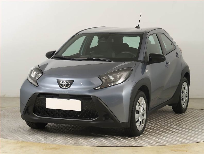 Toyota Aygo (2024) 1.0, ČR,1.maj, Serv.kniha - fotka 2 z 17