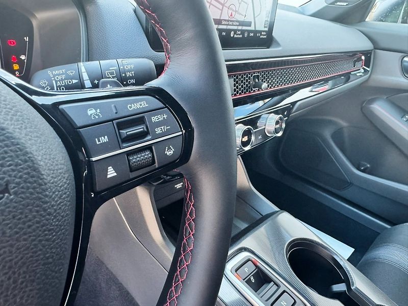 Honda Civic (2026) 2.0 e:HEV SPORT GRAY skladem - fotka 6 z 20