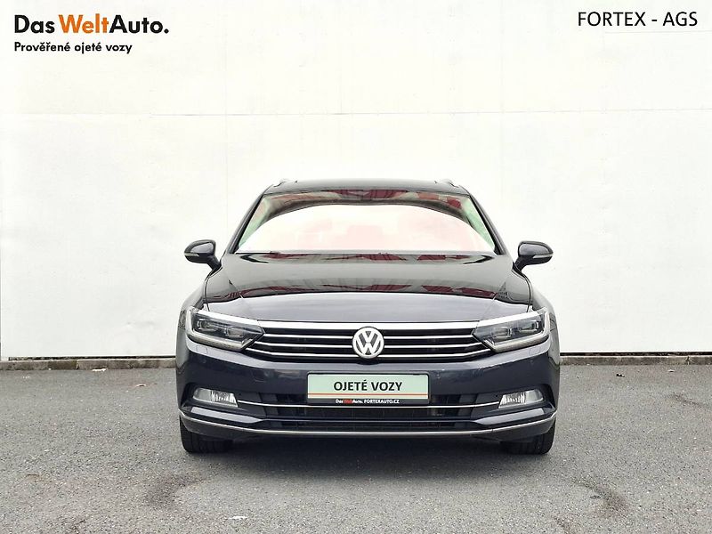Volkswagen Passat (2015) Variant Highline, 2.0 TDI,110k - fotka 4 z 28