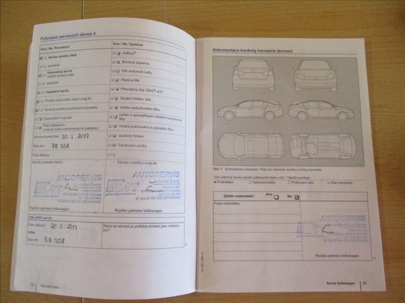 Volkswagen Jetta 1,6 TDI,klima,servis,1.maj,CZ, - fotka 23 z 27