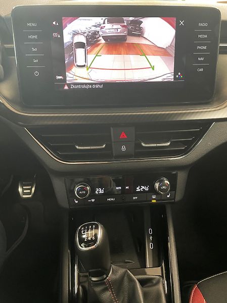 Škoda Kamiq MONTE CARLO, 1.MAJ.,PANORAMA - fotka 18 z 33