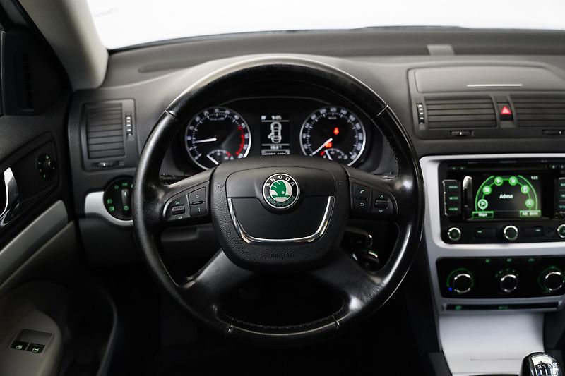 Škoda Octavia - fotka 18 z 27